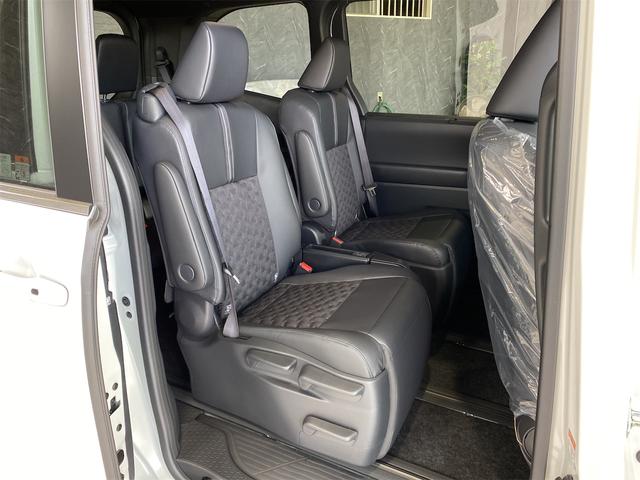 ヴォクシー ハイブリッドS-Z/パノラミックビューモニター/1オーナー/ デジタルインナーミラー 助手席側ユニバーサルステップ TOYOTA SAFETY 登録済未使用車 10.5インチDプレイオーディオ ステアリングH ナノイーX アドバンストパーク 快適利便Pkg(14枚目)