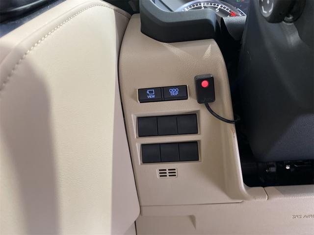 ランドクルーザー ＺＸ／モデリスタエアロ／パノラミックビューモニター／ＪＢＬ／　ＣＯＯＬＢＯＸ　リアエンターテイメント　純正アルミ　メモリー付パワーシート　パワーバックドア　ドラレコ　エアシート　サンルーフ　ＥＴＣ２．０　ルーフレール　３列シート　禁煙車両　ＬＥＤ　４ＷＤ（31枚目）