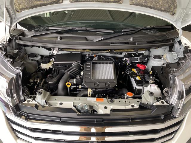 ルーミー カスタムG-T/登録済未使用車/パノラミックビュー/ ワンオーナー バックカメラ 両側オートスライドドア 禁煙 前席シートヒーター スマートキープッシュスタート 純正9インチディスプレイオーディオ LEDライト 横滑り防止機能 フルセグTV フルフラット(17枚目)