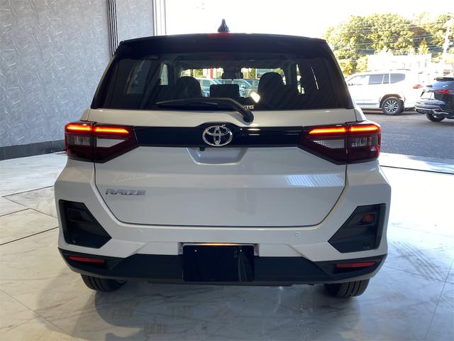 ライズ Ｚ／４ＷＤ／ディスプレイオーディオ／登録済未使用車／　パノラミックビューモニター　ワンオーナー　全周囲カメラ　バックカメラ　４ＷＤ　純正フルセグＴＶ　スマートキー　衝突安全ボディ　アイドリングストップ　スマートアシスト　オートライト　ＬＥＤヘッドライト（3枚目）