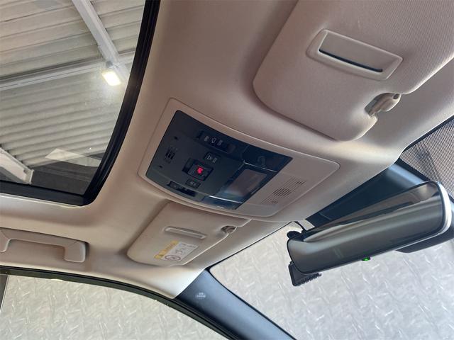 ＵＸ ＵＸ２５０ｈ　バージョンＬ／バックカメラ／パワーバックドア　シートＨ　アイドリングストップ　オートライト　電動格納ミラー　禁煙　メモリーＰＷシート　ドラレコ　フルセグ地デジＴＶ　ＬＥＤヘッドライト　ＥＴＣ２．０　クルーズコントロール　盗難防止装置　ＵＳＢ接続（26枚目）