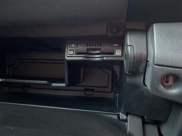 ＵＸ ＵＸ２５０ｈ　バージョンＬ／バックカメラ／パワーバックドア　シートＨ　アイドリングストップ　オートライト　電動格納ミラー　禁煙　メモリーＰＷシート　ドラレコ　フルセグ地デジＴＶ　ＬＥＤヘッドライト　ＥＴＣ２．０　クルーズコントロール　盗難防止装置　ＵＳＢ接続（32枚目）