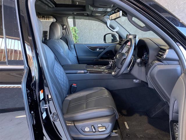 LX LX600 エグゼクティブ/マークレビンソン/リアエンタメ デジタルインナーミラー パノラミックビュー マークレビンソン Rエンターテイメント CD・DVD ドラレコ ステアリングヒーター パドルシフト メモリー付Pシート Pバックドア 置くだけ充電 4WD(13枚目)