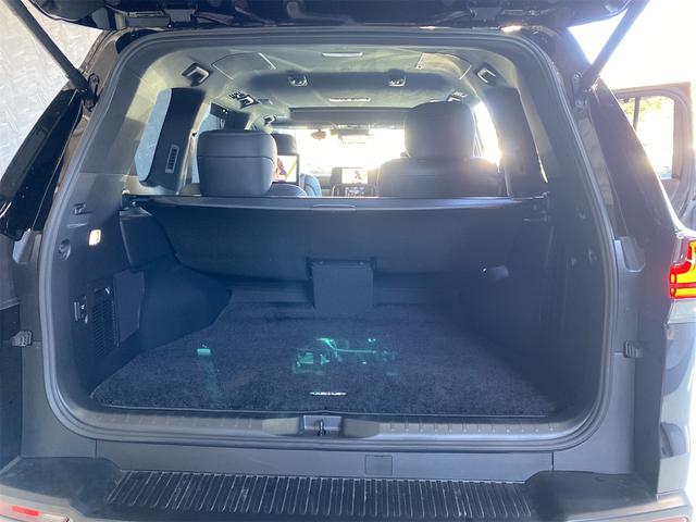 LX LX600 エグゼクティブ/マークレビンソン/リアエンタメ デジタルインナーミラー パノラミックビュー マークレビンソン Rエンターテイメント CD・DVD ドラレコ ステアリングヒーター パドルシフト メモリー付Pシート Pバックドア 置くだけ充電 4WD(18枚目)