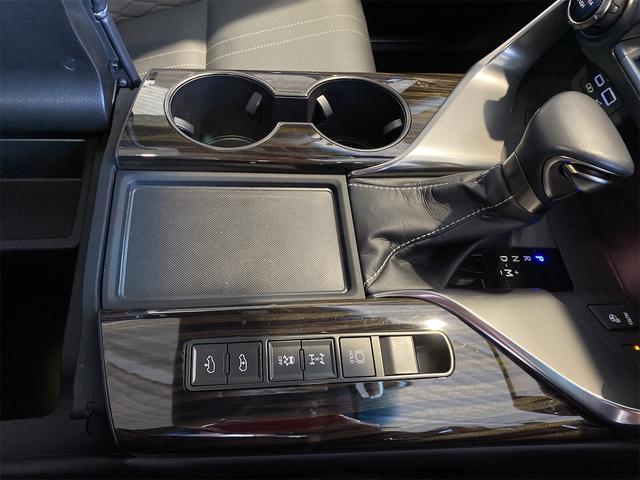 LX LX600 エグゼクティブ/マークレビンソン/リアエンタメ デジタルインナーミラー パノラミックビュー マークレビンソン Rエンターテイメント CD・DVD ドラレコ ステアリングヒーター パドルシフト メモリー付Pシート Pバックドア 置くだけ充電 4WD(27枚目)