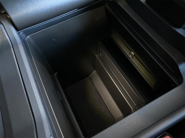 LX LX600 エグゼクティブ/マークレビンソン/リアエンタメ デジタルインナーミラー パノラミックビュー マークレビンソン Rエンターテイメント CD・DVD ドラレコ ステアリングヒーター パドルシフト メモリー付Pシート Pバックドア 置くだけ充電 4WD(28枚目)