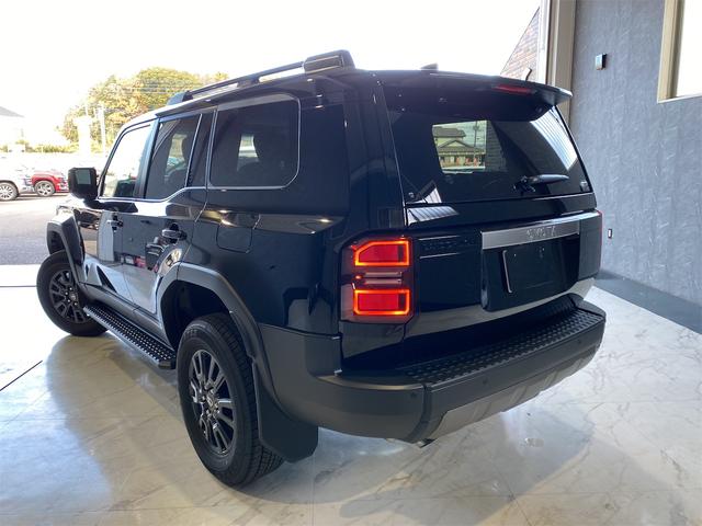 ランドクルーザー２５０ ＶＸ　デジタルインナーミラー　ルーフレール　サンルーフ　ＥＴＣ２．０　４ＷＤ　１オ－ナ－　Ｐシート　トヨタチームメイト　ドライバーモニターカメラ　ＦＣＴＡ　ＬＣＡ　緊急時操舵支援　全周囲モニター　３列シート（9枚目）