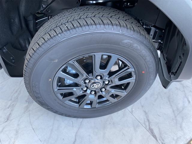 ランドクルーザー２５０ ＶＸ　デジタルインナーミラー　ルーフレール　サンルーフ　ＥＴＣ２．０　４ＷＤ　１オ－ナ－　Ｐシート　トヨタチームメイト　ドライバーモニターカメラ　ＦＣＴＡ　ＬＣＡ　緊急時操舵支援　全周囲モニター　３列シート（19枚目）