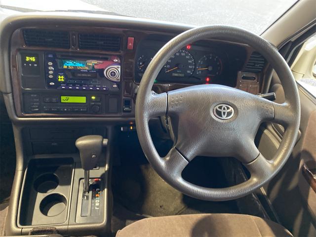 ハイエースワゴン リビングサルーンEX/両側スライドドア/サンルーフ/ETC 電動格納ミラー スペアタイヤ ETC 3列シート パワーウィンドウ パワーステアリング サンルーフ ABS エアコン 両側スライドドア(15枚目)