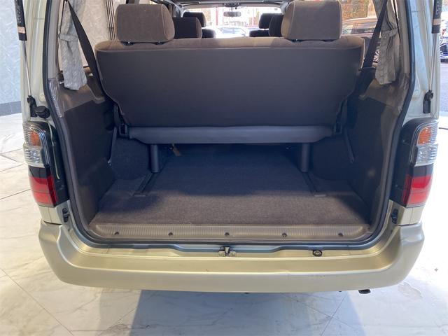 ハイエースワゴン リビングサルーンEX/両側スライドドア/サンルーフ/ETC 電動格納ミラー スペアタイヤ ETC 3列シート パワーウィンドウ パワーステアリング サンルーフ ABS エアコン 両側スライドドア(18枚目)