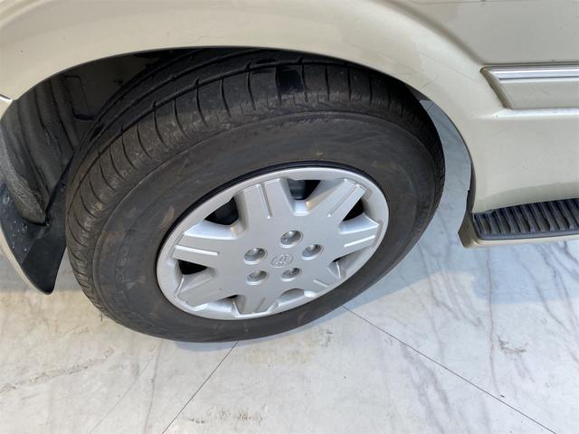 ハイエースワゴン リビングサルーンEX/両側スライドドア/サンルーフ/ETC 電動格納ミラー スペアタイヤ ETC 3列シート パワーウィンドウ パワーステアリング サンルーフ ABS エアコン 両側スライドドア(19枚目)