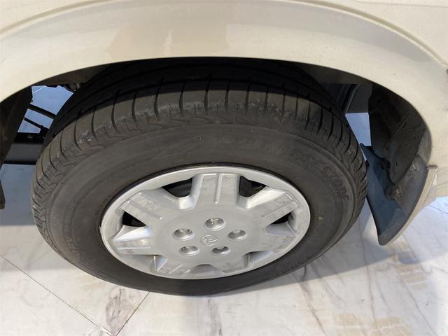 ハイエースワゴン リビングサルーンEX/両側スライドドア/サンルーフ/ETC 電動格納ミラー スペアタイヤ ETC 3列シート パワーウィンドウ パワーステアリング サンルーフ ABS エアコン 両側スライドドア(22枚目)