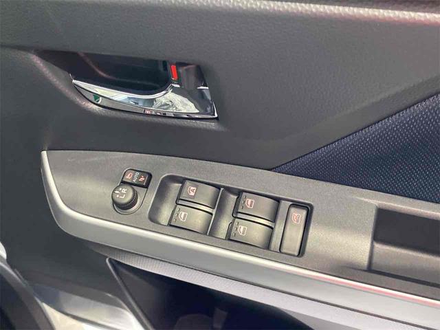 ルーミー カスタムＧ－Ｔ／登録済未使用車／パノラミックビューＰＫＧ　ワンオーナー　純正９インチディスプレイオーディオ　パノラミックビューモニター　両側パワースライドドア　コンフォートＰＫＧ　シートヒーター　マルチビューカメラ　ＬＥＤライト　フルフラット　ＬＤＡ　ＵＳＢ（26枚目）