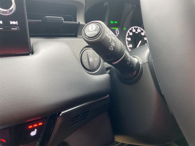 ヴェゼル ｅ：ＨＥＶ　Ｚ／登録済未使用車／マルチビュー／ホンダコネクト　ワンオーナー　マルチビューカメラ　ＨｏｎｄａＳＥＮＳＩＮＧ　ＨｏｎｄａＣＯＮＮＥＣＴディスプレー　ＥＴＣ２．０　後退サポート　ＬＥＤ　置くだけ充電　シートヒータ　パドルシフト　Ｐリアゲート　電子ＰＫＢ（32枚目）