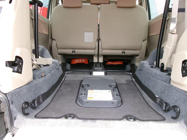シエンタ Ｘ　車椅子仕様車　電動固定装置　ウインチ　社外ナビ　ワンセグＴＶ　バックカメラ　社外ＥＴＣＣＤ　キーレス　エアコン　パワーステアリング　パワーウインドウ（16枚目）