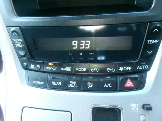 アルファード ２４０Ｓ　ウェルキャブ車いす２基仕様車（11枚目）