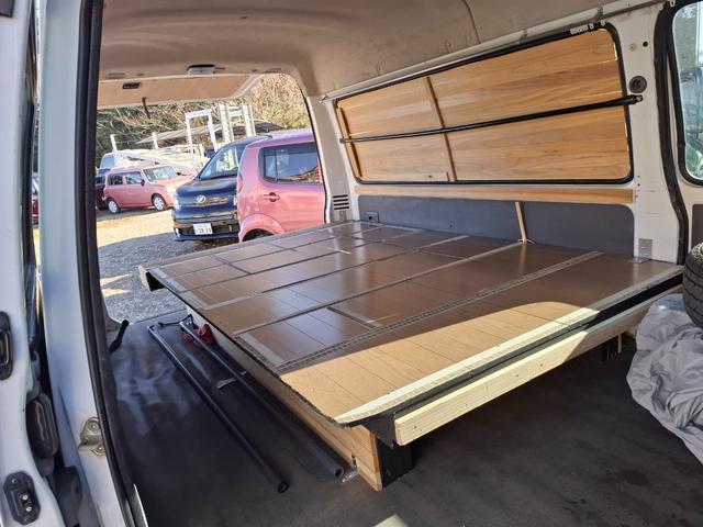 ブローニィバン ロングワイドローＤＸ　リヤダブルタイヤ　平床　３／６人乗り　４ナンバー　最大積載１２５０キロ（20枚目）