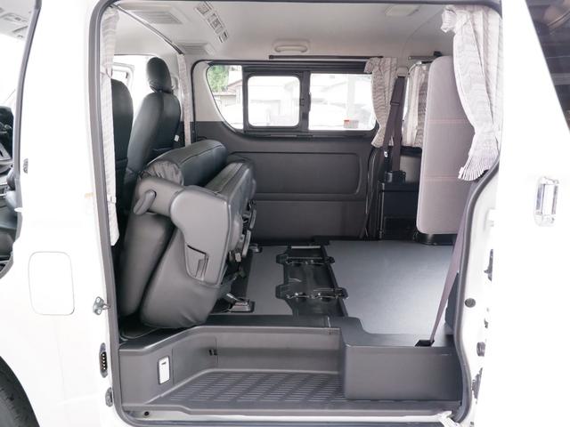 ハイエースバン ロングスーパーＧＬマルチロールトランスポータタイプＩＩ　４型　ディーゼル４ＷＤ　ベットキット　ＬＳＤ　禁煙車　フルセグＴＶ　Ｂｌｕｅｔｏｏｔｈ　　ＥＴＣ　バックカメラ　両側スライドドア　ＭＲＴト　ターボ　ＡＣ１００Ｖ電源　ＤＶＤ再生　ＬＥＤヘッドライト（28枚目）
