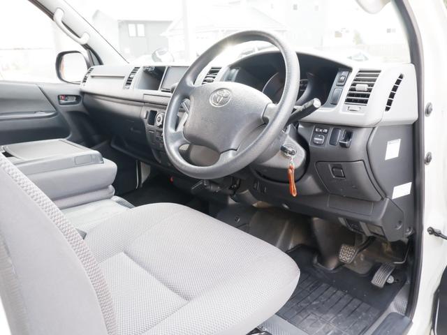 ハイエースバン ＳロングワイドＤＸ　ＧＬパッケージ　３型　Ｂｌｕｅｔｏｏｔｈ　バックカメラ　ＥＴＣ　キーレスエントリー　フルセグ　ワンオーナー車　記録簿　電格ミラー　リアヒーター　リアクーラー（20枚目）