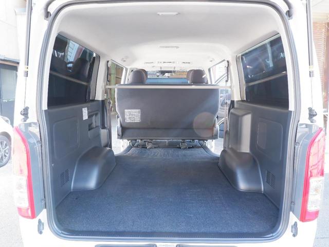 ハイエースバン ロングスーパーGL アラウンドビューモニター SD ダブルエアコン クリアランスソナー オートマチックハイビーム LEDヘッド 運転席エアバッグ ドラレコ イモビライザー オートエアコン フルセグテレビ フルタイム4WD(21枚目)