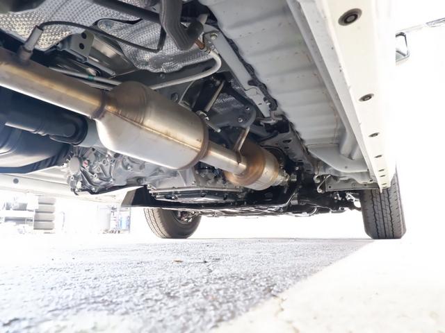 ハイエースバン ロングスーパーGL アラウンドビューモニター SD ダブルエアコン クリアランスソナー オートマチックハイビーム LEDヘッド 運転席エアバッグ ドラレコ イモビライザー オートエアコン フルセグテレビ フルタイム4WD(62枚目)