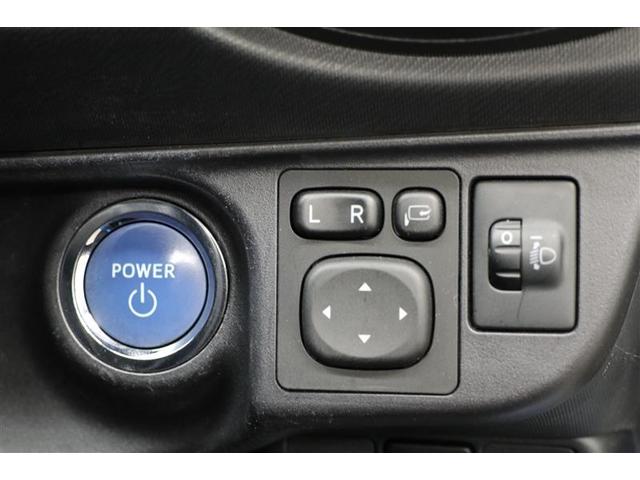 アクア Ｇ　メモリーナビ　ＥＴＣ　バックカメラ　スマートキー　盗難防止システム　ミュージックプレイヤー接続可　記録簿　エアバッグ　エアコン　パワーステアリング　パワーウィンドウ　ＣＤ　ＡＢＳ（8枚目）