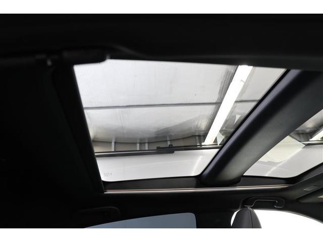 クラウンスポーツ Ｚ　４ＷＤ　メモリーナビ　ＥＴＣ　バックカメラ　革シート　サンルーフ　アルミホイール　フルセグ　オートクルーズコントロール　１００Ｖ電源　寒冷地仕様　衝突防止システム　ＬＥＤヘッドランプ　ワンオーナー（5枚目）