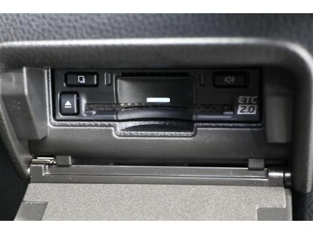 クラウンスポーツ Ｚ　４ＷＤ　メモリーナビ　ＥＴＣ　バックカメラ　革シート　サンルーフ　アルミホイール　フルセグ　オートクルーズコントロール　１００Ｖ電源　寒冷地仕様　衝突防止システム　ＬＥＤヘッドランプ　ワンオーナー（8枚目）