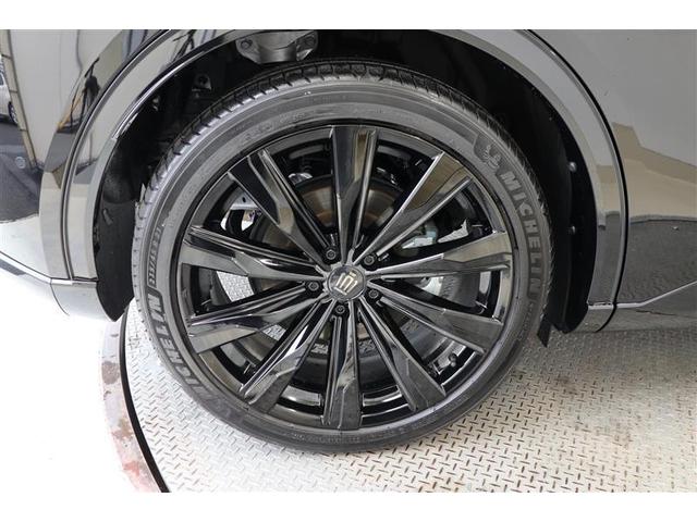 クラウンスポーツ Ｚ　４ＷＤ　メモリーナビ　ＥＴＣ　バックカメラ　革シート　サンルーフ　アルミホイール　フルセグ　オートクルーズコントロール　１００Ｖ電源　寒冷地仕様　衝突防止システム　ＬＥＤヘッドランプ　ワンオーナー（18枚目）