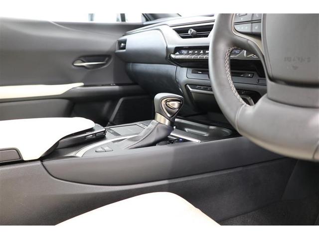 UX UX250h バージョンL HDDナビ バックカメラ 革シート アルミホイール フルセグ 衝突防止システム スマートキー 記録簿 ワンオーナー エアコン パワーステアリング パワーウィンドウ(32枚目)