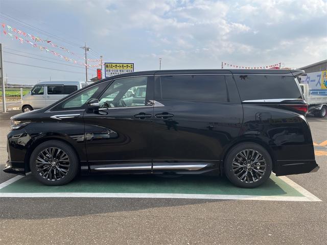 ヴェルファイアハイブリッド Z プレミア(5枚目)