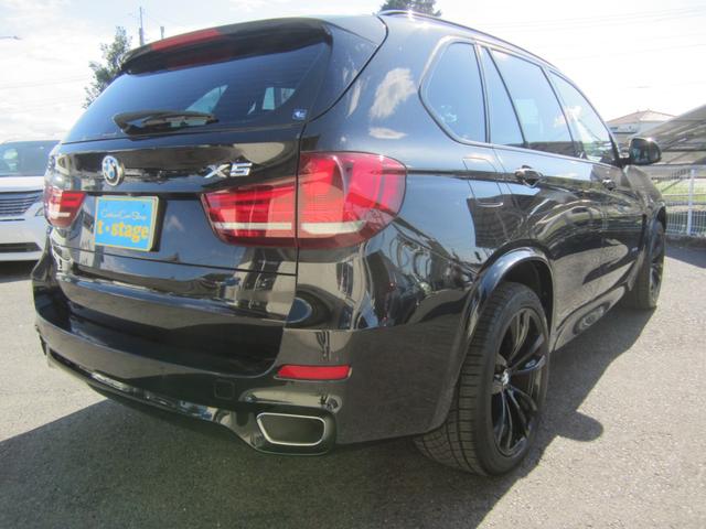 Ｘ５ ｘＤｒｉｖｅ　３５ｄ　Ｍスポーツ　ブラックアウト　ディーゼル車パノラマミックサンルーフ前後ドラレコ、ソナー付きパワーバックドア純正２０インチＡＷ（6枚目）