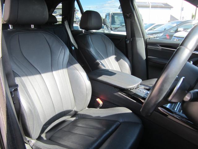 Ｘ５ ｘＤｒｉｖｅ　３５ｄ　Ｍスポーツ　ブラックアウト　ディーゼル車パノラマミックサンルーフ前後ドラレコ、ソナー付きパワーバックドア純正２０インチＡＷ（9枚目）