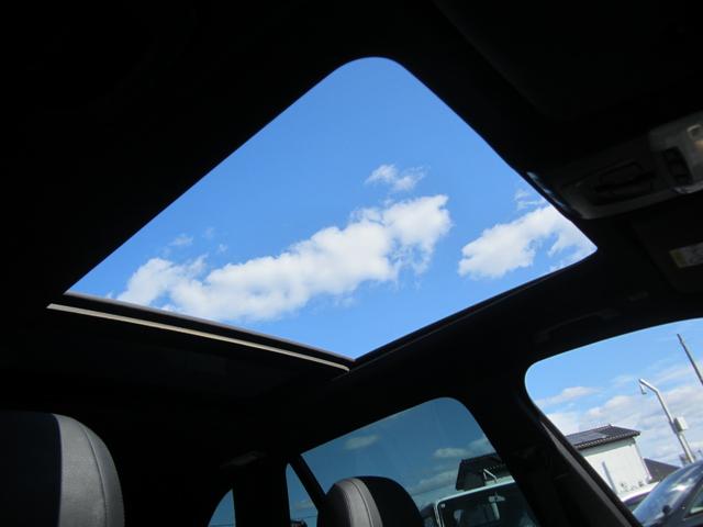 Ｘ５ ｘＤｒｉｖｅ　３５ｄ　Ｍスポーツ　ブラックアウト　ディーゼル車パノラマミックサンルーフ前後ドラレコ、ソナー付きパワーバックドア純正２０インチＡＷ（16枚目）