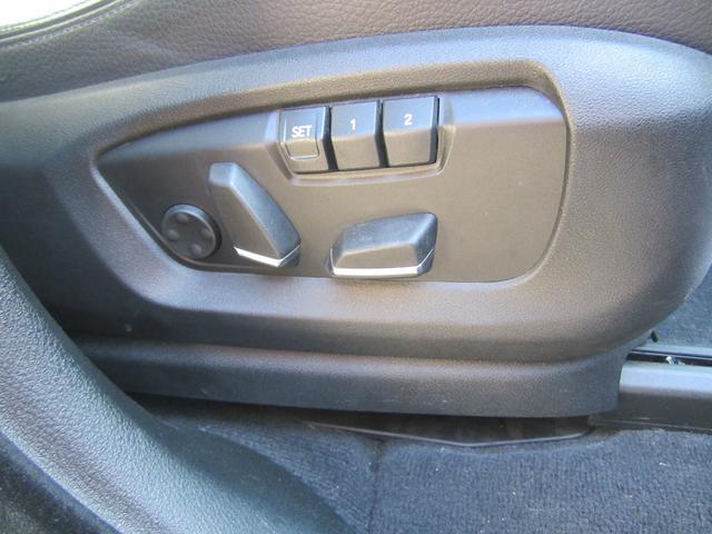 Ｘ５ ｘＤｒｉｖｅ　３５ｄ　Ｍスポーツ　ブラックアウト　ディーゼル車パノラマミックサンルーフ前後ドラレコ、ソナー付きパワーバックドア純正２０インチＡＷ（27枚目）