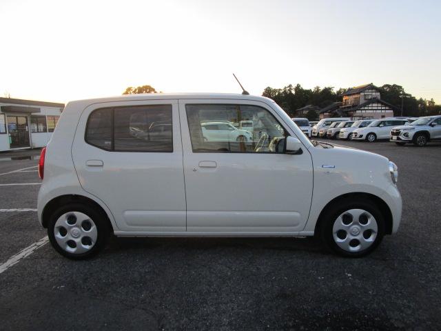 アルト HYBRID S バックモニター付ディスプレイオーディオ デュアルカメラブレーキサポート 後退時ブレーキサポート 誤発進抑制機能 後方誤発進抑制機能 LEDヘッドランプ ハイビームアシスト オートライト アイドリングストップ 運転席シートヒーター(5枚目)