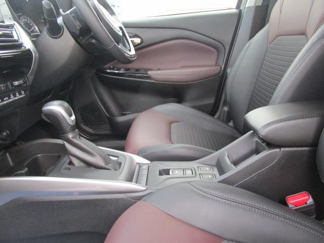 フロンクス １型　スズキコネクト対応全方位モニター付ナビゲーション　デュアルセンサーブレーキサポートＩＩ　アダプティブクルーズコントロール　車線維持支援機能　車線逸脱抑制機能　誤発進抑制機能　後方誤発進抑制機能　低速時ブレーキサポート　ハイビームアシスト（65枚目）