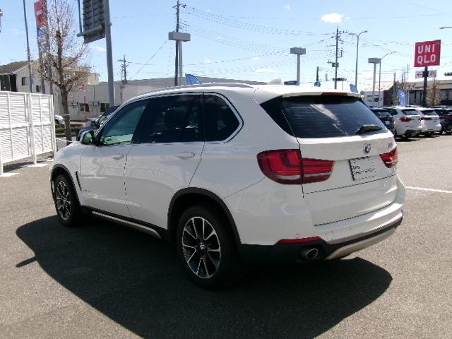 Ｘ５ ｘＤｒｉｖｅ　３５ｄ　ｘライン　１オーナー　４ＷＤ　ＨＤＤナビ　ＥＴＣ　Ｂカメラ　３６０カメラ　サンルーフ　ブラウンレザー　シートヒーター　３ｒｄシート　純正地デジ　リアモニター　Ｂｌｕｅｔｏｏｔｈ接続　純正１９ＡＷ（14枚目）