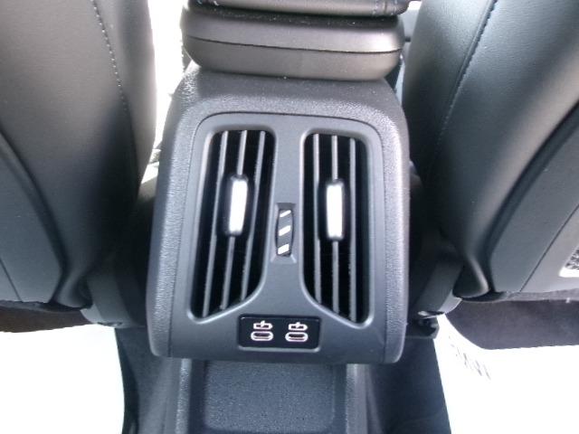 ２シリーズ ２１８ｉアクティブツアラー　Ｍスポーツ　元社有車　ＨＤＤナビ　ＡＣＣ　ＥＴＣ　３６０カメラ　ヘッドアップディスプレイ　パーキングアシスト　　シートヒーター　Ｂｌｕｅｔｏｏｔｈ接続　アップルカープレイ　純正１７ＡＷ（65枚目）