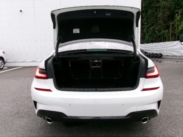 ３シリーズ ３２０ｄ　ｘＤｒｉｖｅ　Ｍスポーツ　ＨＤＤナビ　ＡＣＣ　ＥＴＣ　３６０度カメラ　アップルカープレイ対応　ＬＥＤヘッドライト　茶レザーシート　シートヒーター　アンビエントライト　純正１８ＡＷ（68枚目）