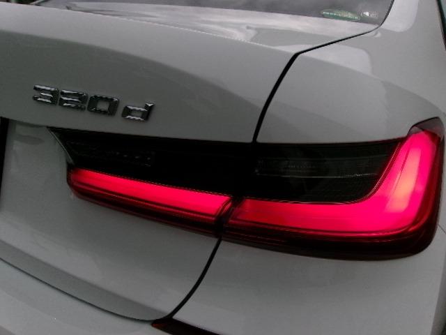 ３シリーズ ３２０ｄ　ｘＤｒｉｖｅ　Ｍスポーツ　ＨＤＤナビ　ＡＣＣ　ＥＴＣ　３６０度カメラ　アップルカープレイ対応　ＬＥＤヘッドライト　茶レザーシート　シートヒーター　アンビエントライト　純正１８ＡＷ（74枚目）