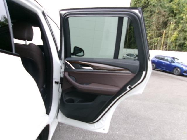 X3 xDrive 20d Mスポーツ 元社有車 ETC ACC 360度カメラ 茶レザーシート シートヒーター 電動シート アップルカープレイ対応 電動リアゲート ヘッドアップディスプレイ 純正19AW(25枚目)