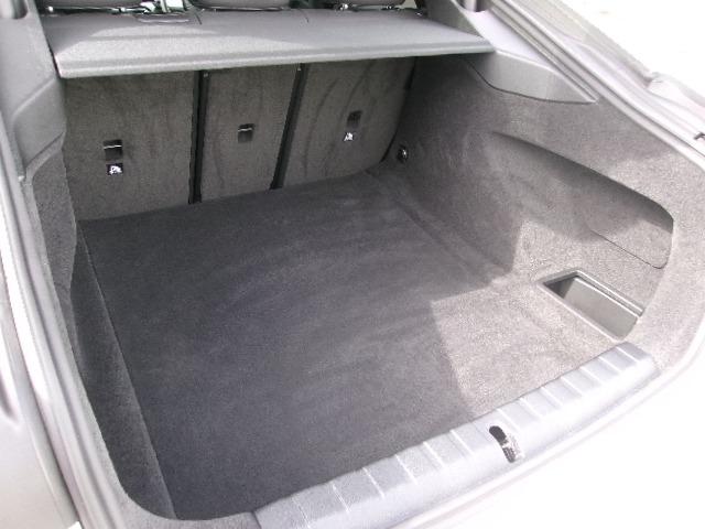 ４シリーズ ４２０ｄ　ｘＤｒｉｖｅグランクーペ　Ｍスポーツ　元社有車　ＨＤＤナビ　ＥＴＣ　ＡＣＣ　３６０度カメラ　アップルカープレイ対応　シートヒーター　ヘッドアップディスプレイ　カーブドディスプレイ　純正１９ＡＷ（70枚目）