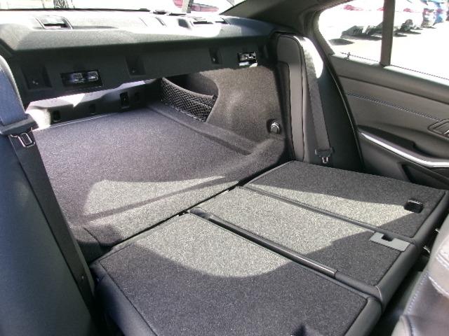 3シリーズ 320d xDrive Mスポーツ 元社有車 エディションシャドウ(67枚目)