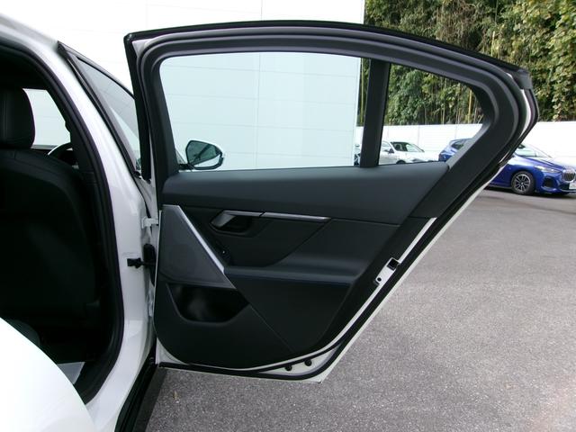 ＢＭＷカードをご存知ですか？ＢＭＷをお乗りのお客様には大変お得なカードとなっております。ポイントももちろんですがロードワークサービスが付いておりいざという時には役立つカード！それがＢＭＷカードです♪