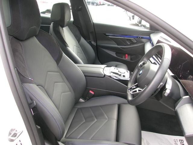 ＢＭＷ認定中古車は１００項目にわたる点検整備を行いしっかりとメンテナンスをした上でご納車させて頂きます。安心して快適にお乗りいただくためにも私たちがしっかりサポートさせていただきます！