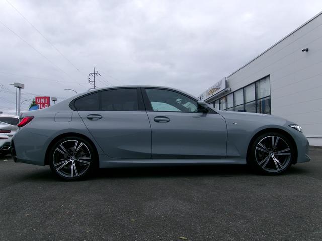 ３シリーズ ３２０ｄ　ｘＤｒｉｖｅ　Ｍスポーツ　ＨＤＤナビ　ＥＴＣ　ＡＣＣ　シートヒーター　電動シート　アダプティブＬＥＤヘッドライト　電動リアゲート　ヘッドアップディスプレイ　アップルカープレイ対応　純正１９ＡＷ（17枚目）
