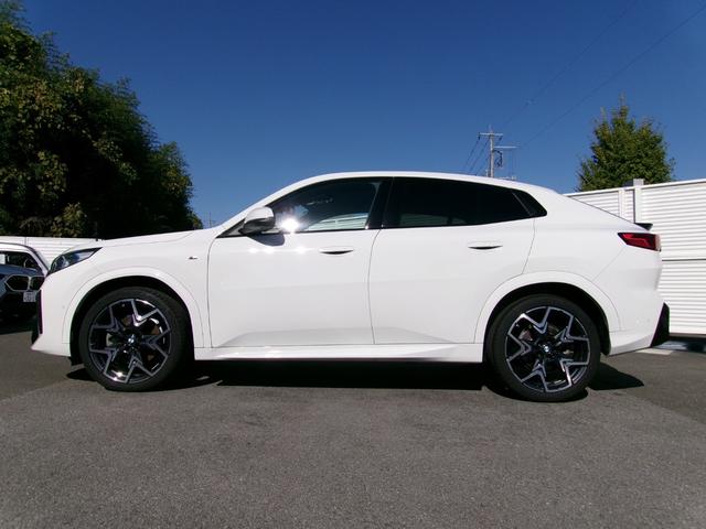 当展示場では厳選された車両が常時４５台〜６０台の展示をしております。展示在庫以外にもお探しも出来ます！