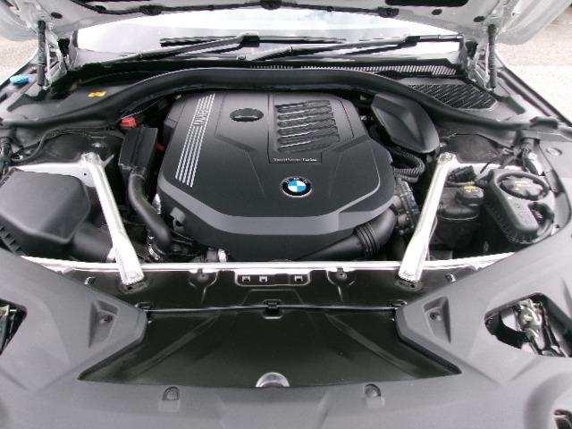 8シリーズ 840i グランクーペ エクスクルーシブ Mスポーツ 1オーナー HDDナビ ACC ETC 360カメラ サンルーフ レザーシート レーザーライト 純正地デジ 純正20AW(18枚目)