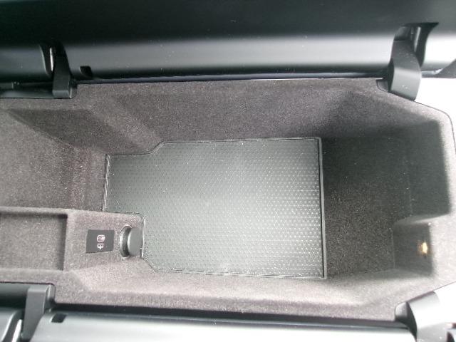 8シリーズ 840i グランクーペ エクスクルーシブ Mスポーツ 1オーナー HDDナビ ACC ETC 360カメラ サンルーフ レザーシート レーザーライト 純正地デジ 純正20AW(54枚目)